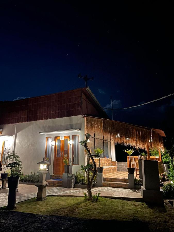 Penida Hills Hostel Batununggul Extérieur photo